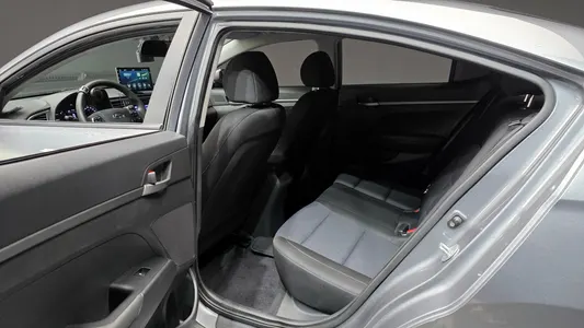 Hyundai AD 1.6 e-VGT 2016 11