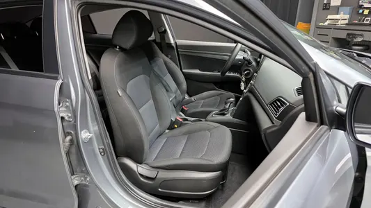 Hyundai AD 1.6 e-VGT 2016 12