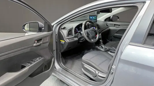 Hyundai AD 1.6 e-VGT 2016 10