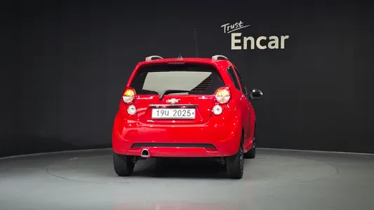 Chevrolet Spark S 2014 4