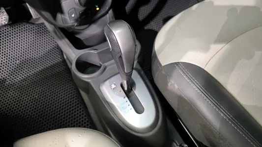 Chevrolet Spark S 2014 9