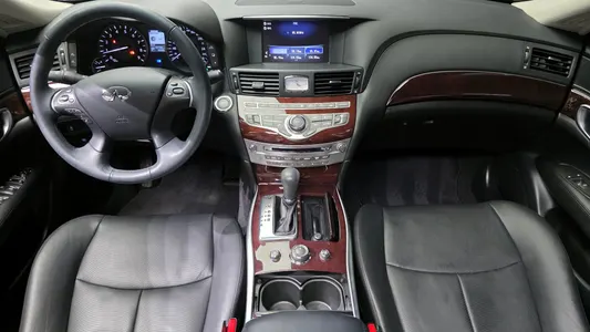Infiniti Q70 3.7 AWD 2018 7