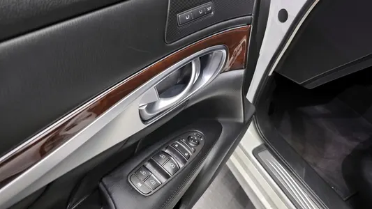 Infiniti Q70 3.7 AWD 2018 14