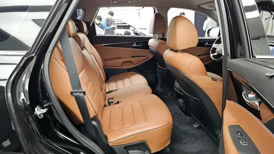 Kia 쏘렌토 2.2 2WD 2019 12