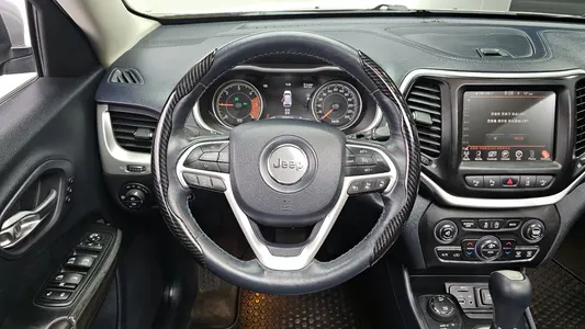 Jeep (KL) 2.0 4WD 2015 13