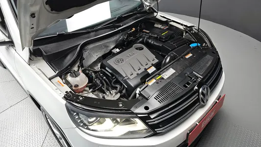Volkswagen 티구안 2.0 TDI 2015 6
