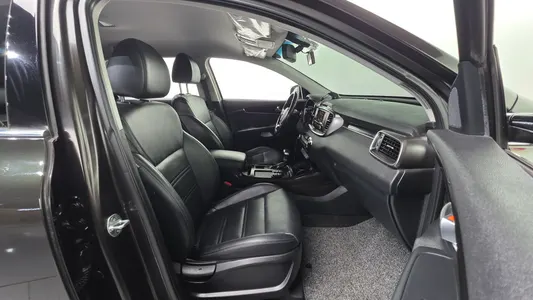 Kia 쏘렌토 2.0 2WD 2018 10