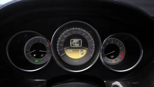 Mercedes-Benz CLS-Class W218 CLS350 2012 8