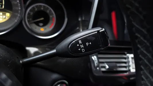 Mercedes-Benz CLS-Class W218 CLS350 2012 9