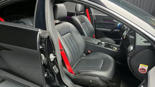 Mercedes-Benz CLS-Class W218 CLS350 2012 12