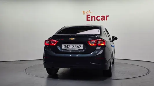 Chevrolet 크루즈 1.4 LT 2017 4