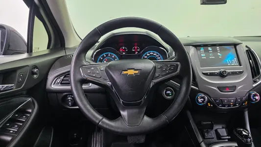 Chevrolet 크루즈 1.4 LT 2017 14