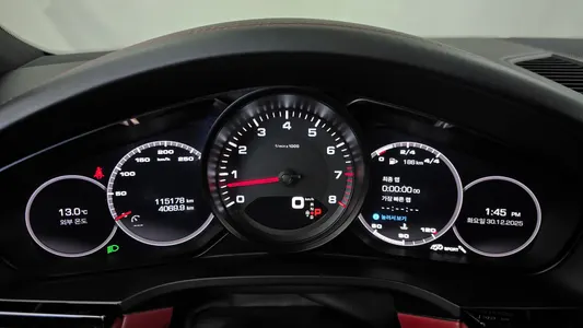Porsche (PO536) 3.0 2019 8