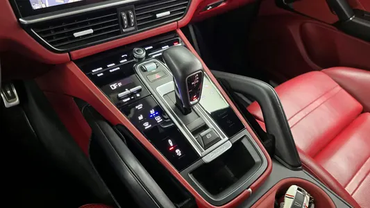 Porsche (PO536) 3.0 2019 9