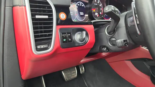 Porsche (PO536) 3.0 2019 17