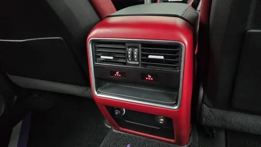 Porsche (PO536) 3.0 2019 19