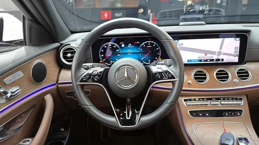 Mercedes-Benz E-Class W213 E250 2021 13