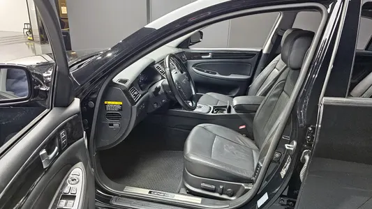 Hyundai 제네시스 BH330 2011 10