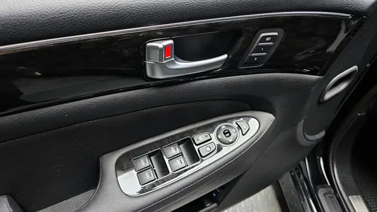 Hyundai 제네시스 BH330 2011 17
