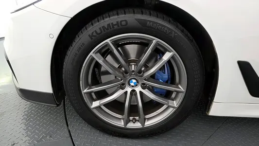 BMW 5 Series (G30) 530i M 2017 5