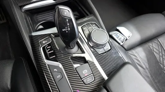 BMW 5 Series (G30) 530i M 2017 9