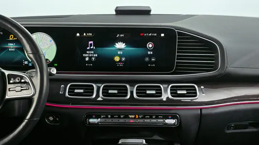 Mercedes-Benz GLE-Class W167 GLE400d 4MATIC 2021 14