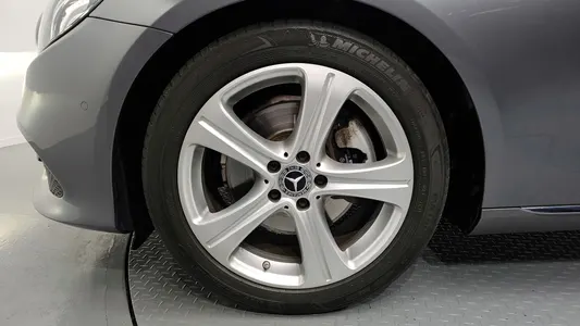 Mercedes-Benz E-Class W213 E200 2018 5