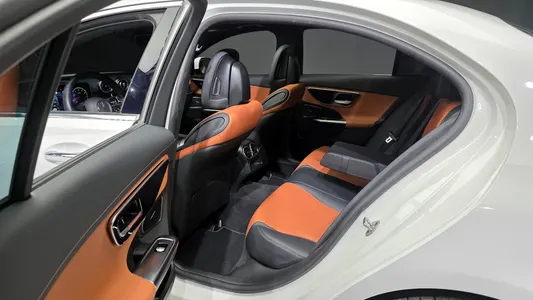 Mercedes-Benz C-Class W206 C300 AMG Line 2022 11