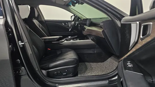Kia K8 3.5 LPG 2WD 2024 10