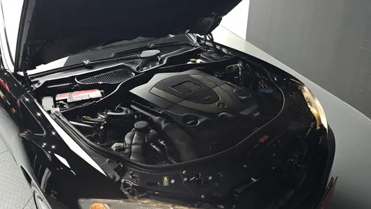 Mercedes-Benz S-Class W221 S550L 2007 6