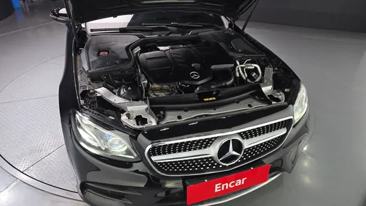 Mercedes-Benz E-Class W213 E220d 2019 6