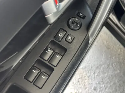 Kia R 2.0 2WD TLX 2012 13