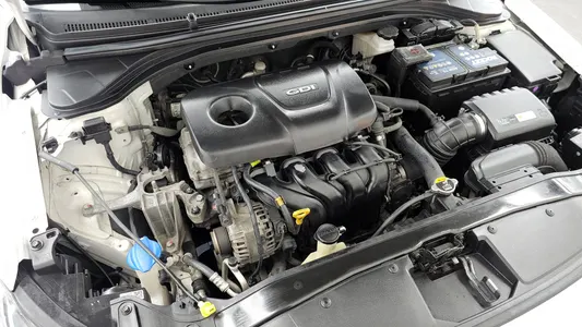 Hyundai AD 1.6 GDI 2016 6