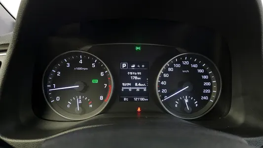 Hyundai AD 1.6 GDI 2016 8