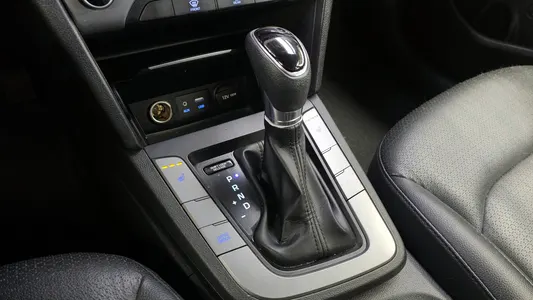 Hyundai AD 1.6 GDI 2016 9
