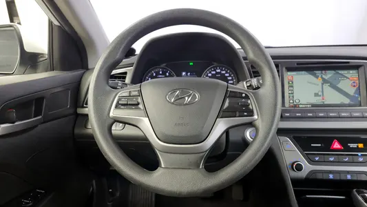 Hyundai AD 1.6 GDI 2016 13