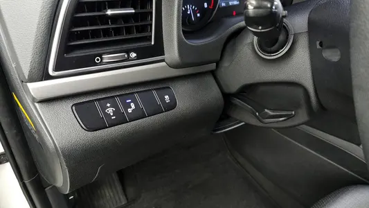 Hyundai AD 1.6 GDI 2016 16