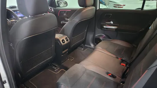 Mercedes-Benz EQB X243 EQB300 4MATIC AMG 2024 10