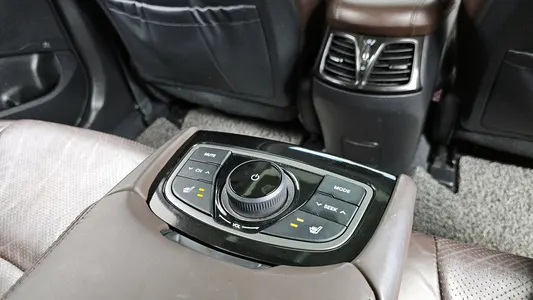 Hyundai Grandeur HG HG300 2014 19
