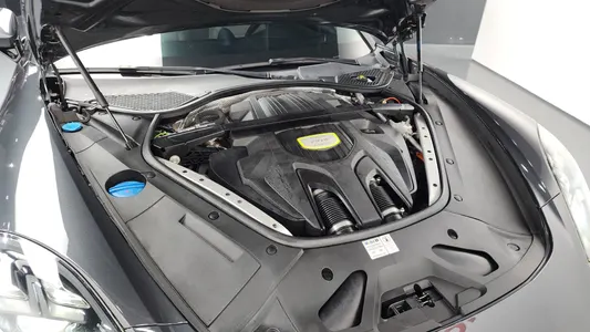 Porsche (971) 2.9 AWD E- 2018 6