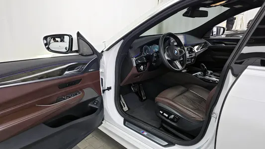 BMW 6 Series GT (G32) 640i xDrive M 2019 10