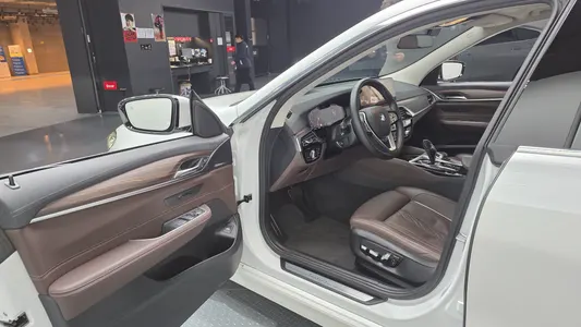 BMW 6 Series GT (G32) 620d 2023 11
