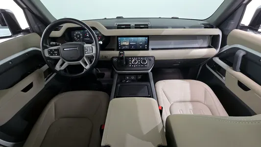 Land Rover (L663) 110 D250 SE 2021 7