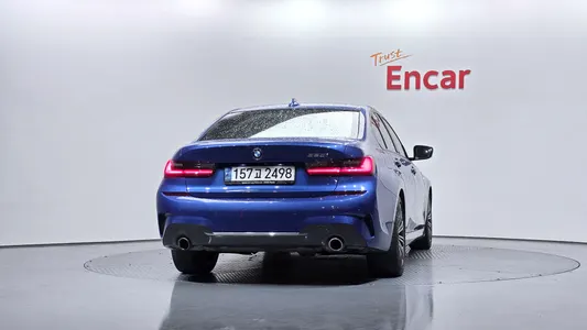 BMW 3 Series (G20) 320i M 2021 4