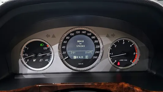 Mercedes-Benz GLK-Class X204 GLK220 CDI 2011 8