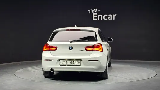 BMW 1 Series (F20) 118d 5 2017 4