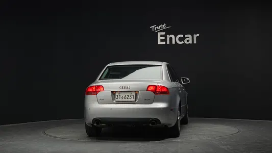 Audi A4 2.0 TFSI 2007 4