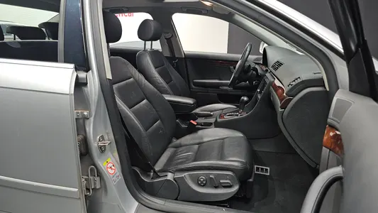 Audi A4 2.0 TFSI 2007 10
