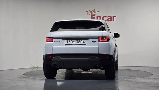 Land Rover 레인지로버 이보크 2.0 TD4 SE 2017 4