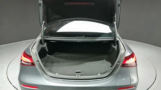 Mercedes-Benz E-Class W213 E300e 4MATIC 2021 29